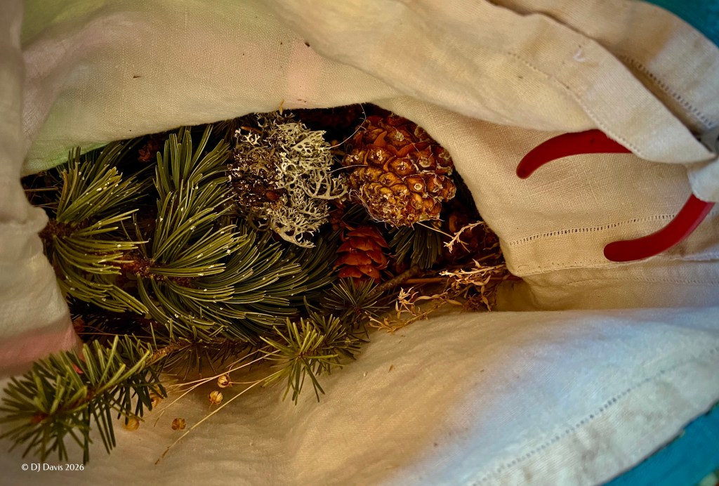 gathering bag with nippers